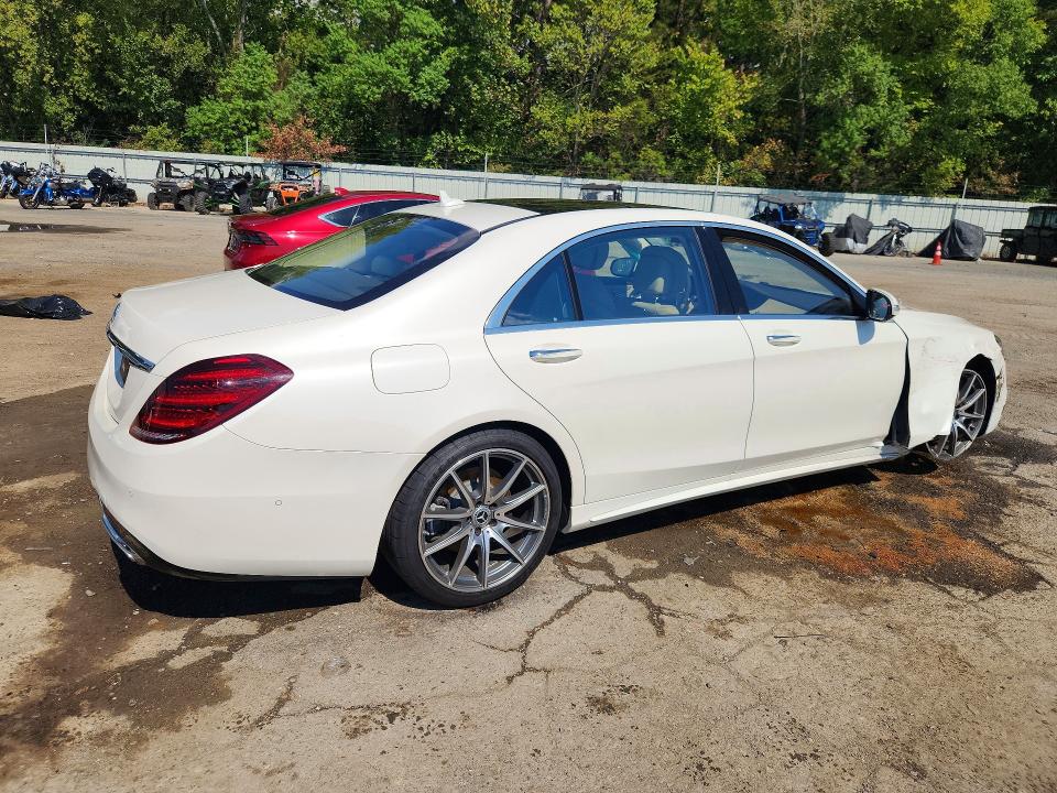 Снимка 3 от търг – 2019 MERCEDES-BENZ S с VIN WDDUG6GB4KA484748