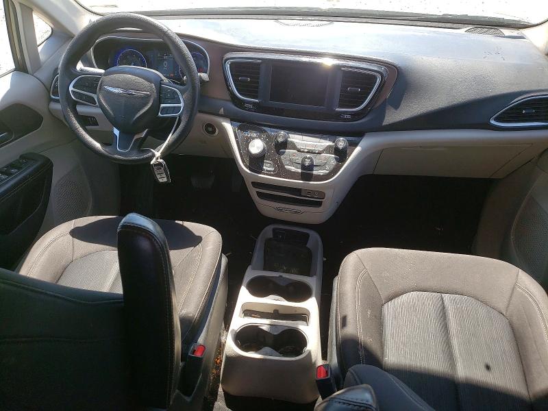 Снимка 8 от търг – 2020 CHRYSLER VOYAGER с VIN 2C4RC1AG3LR108770