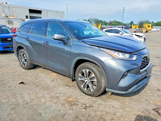 Photo 4 from auction – 2020 TOYOTA HIGHLANDER with VIN 5TDHZRBH0LS508230