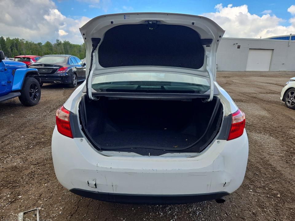 Photo 6 from auction – 2018 TOYOTA COROLLA with VIN 2T1BURHE0JC083194