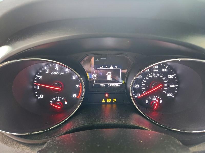 Фото 9 с аукциона – 2017 KIA SEDONA с VIN KNDMB5C17H6242743