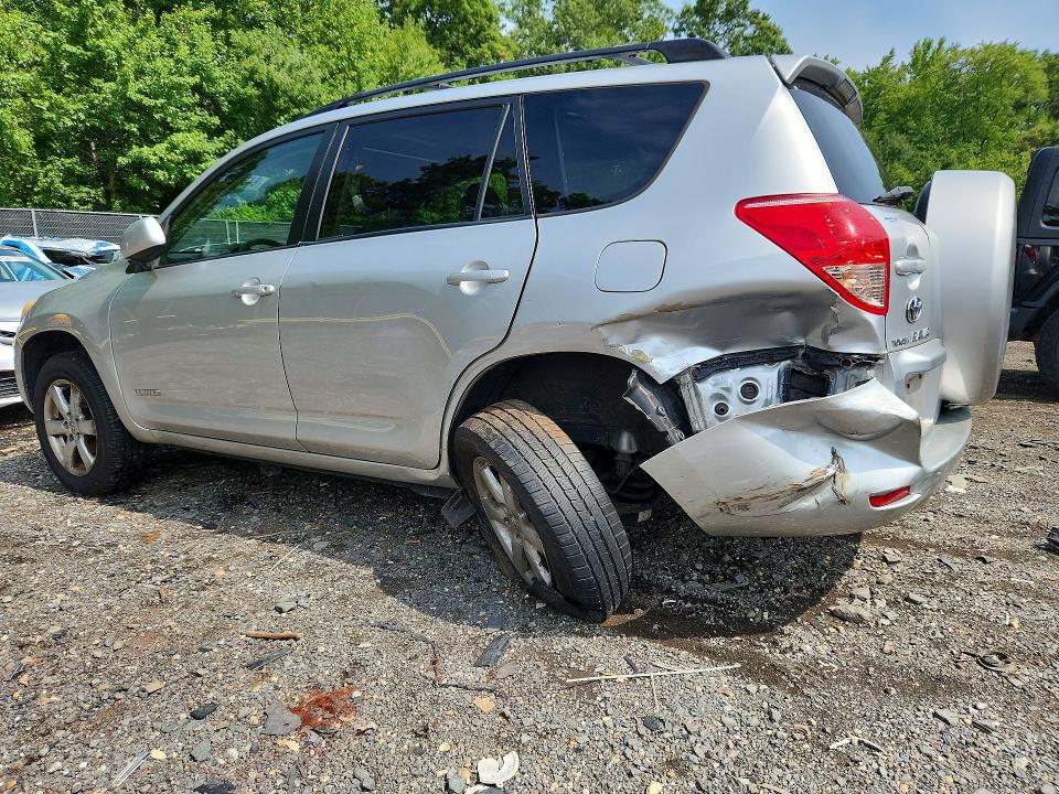Photo 2 from auction – 2007 TOYOTA RAV4 with VIN JTMBD31V476045975