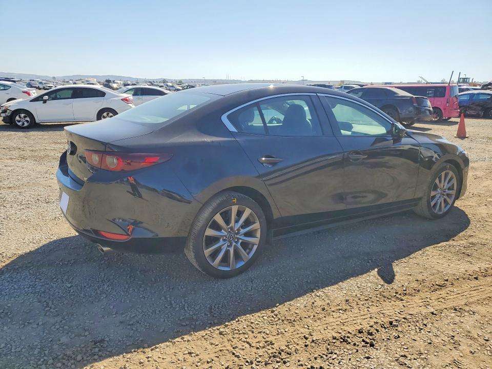 Photo 3 from auction – 2024 MAZDA 3 with VIN 3MZBPACM1RM417160