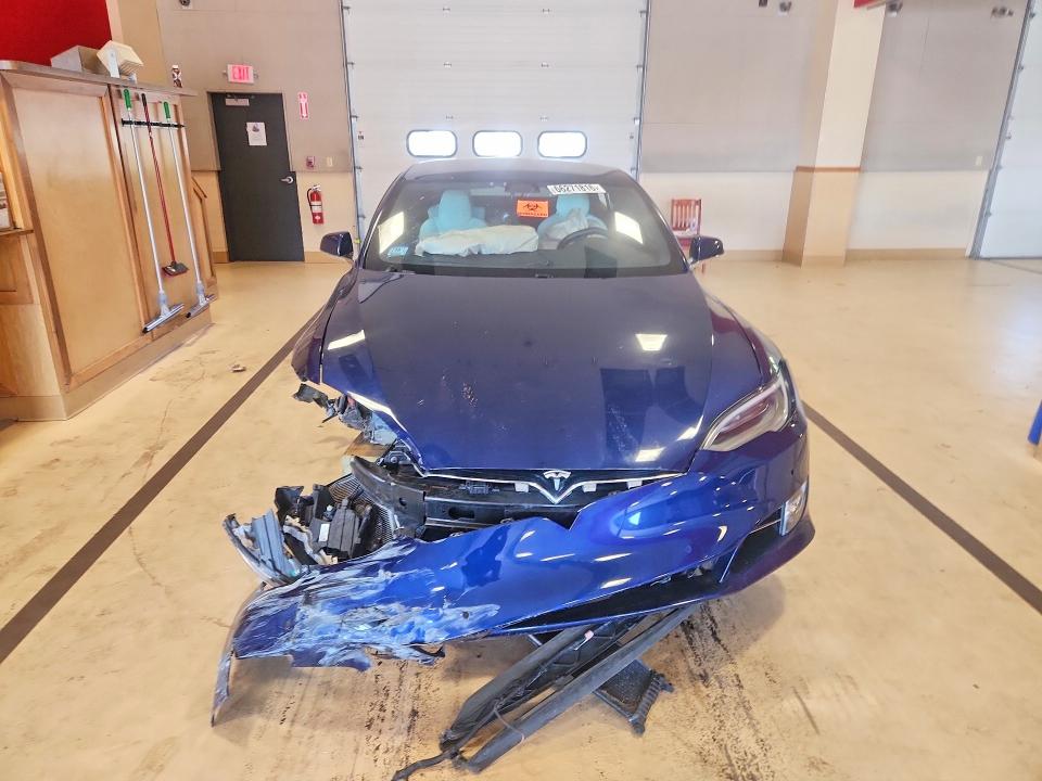 صورة رقم 5 من المزاد - 2018 TESLA MODEL S مع VIN 5YJSA1E28JF239823