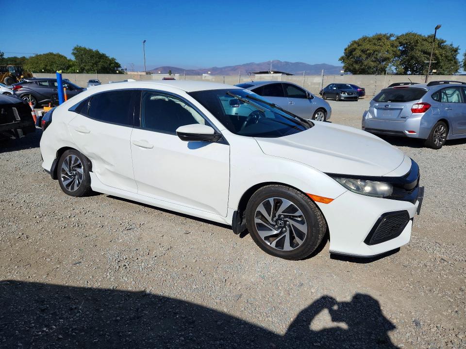 Photo 4 from auction – 2017 HONDA CIVIC with VIN SHHFK7H2XHU415695
