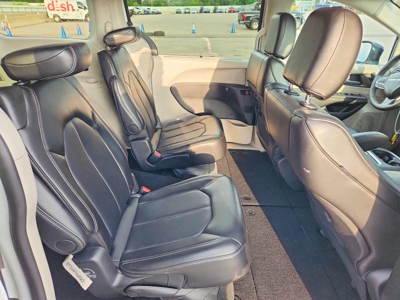 Photo 11 from auction – 2024 CHRYSLER PACIFICA with VIN 2C4RC1BG7RR149684