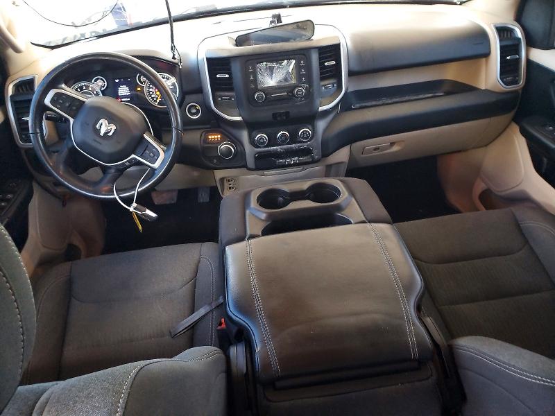 Снимка 8 от търг – 2020 RAM 1500 с VIN 1C6RREMG2LN273666