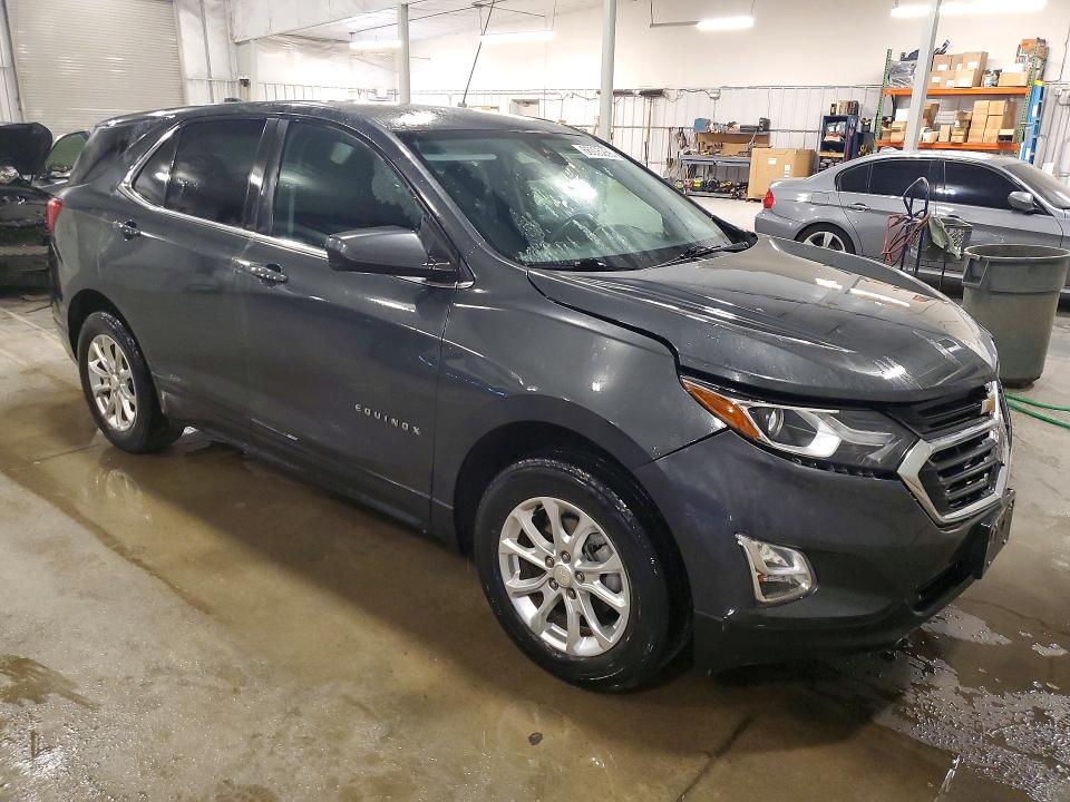 Photo 4 from auction – 2021 CHEVROLET EQUINOX with VIN 3GNAXUEV8ML310196