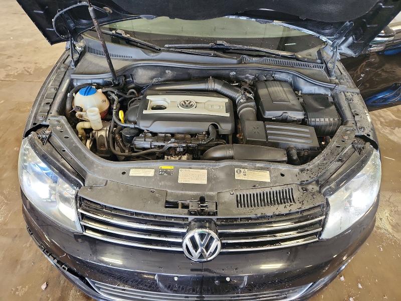 Photo 11 from auction – 2015 VOLKSWAGEN EOS with VIN WVWFW8AH4FV001014