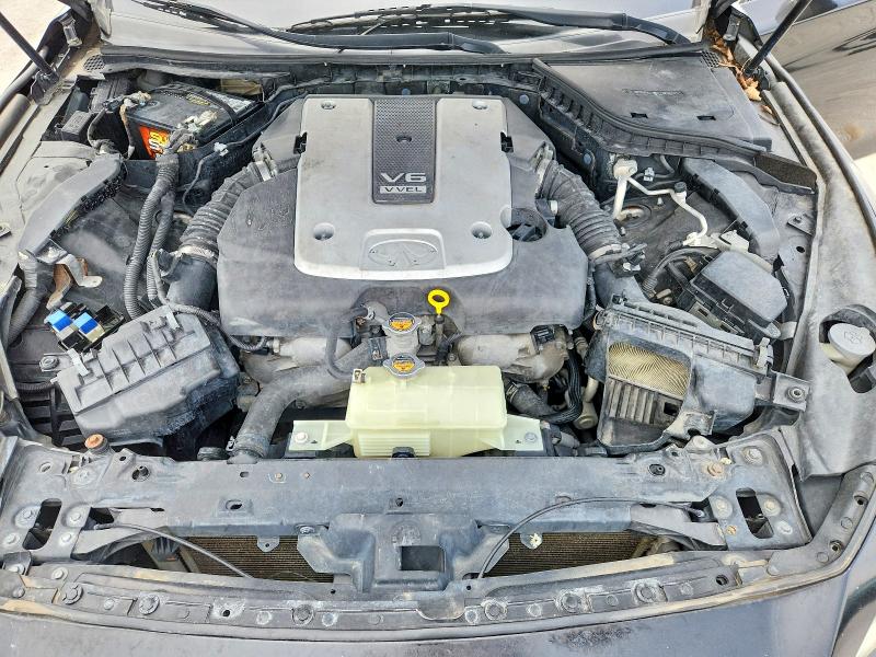 Photo 11 from auction – 2014 INFINITI Q50 with VIN JN1BV7AR3EM696274