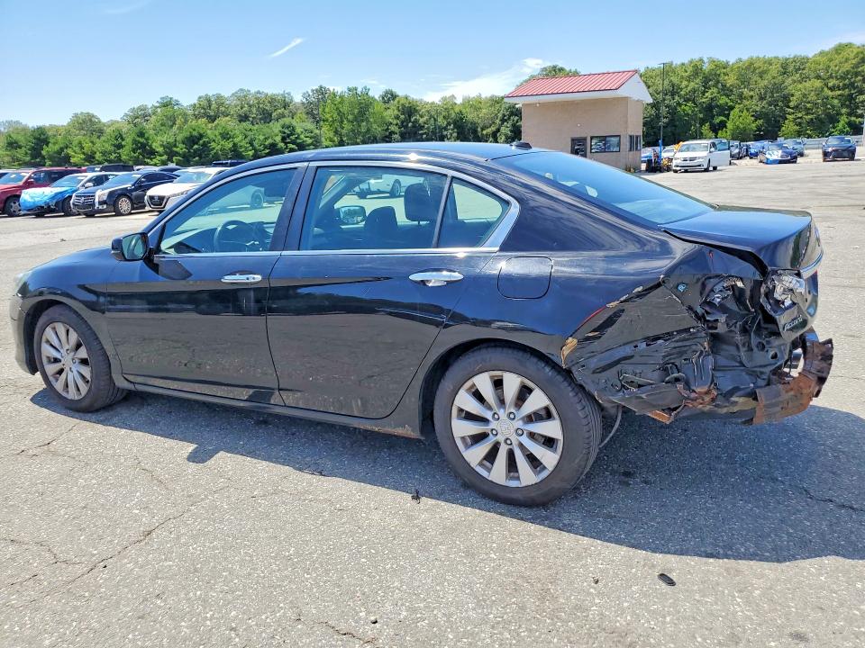 Photo 2 from auction – 2014 HONDA ACCORD with VIN 1HGCR2F88EA126900