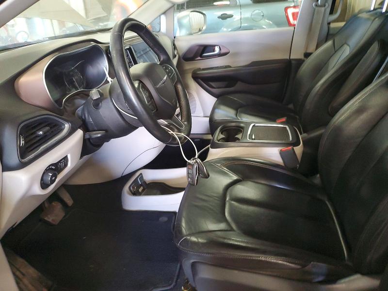 Photo 7 from auction – 2017 CHRYSLER PACIFICA with VIN 2C4RC1EG0HR511736
