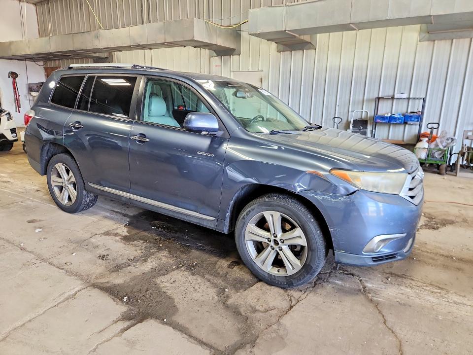 Photo 4 from auction – 2012 TOYOTA HIGHLANDER with VIN 5TDDK3EH2CS154111