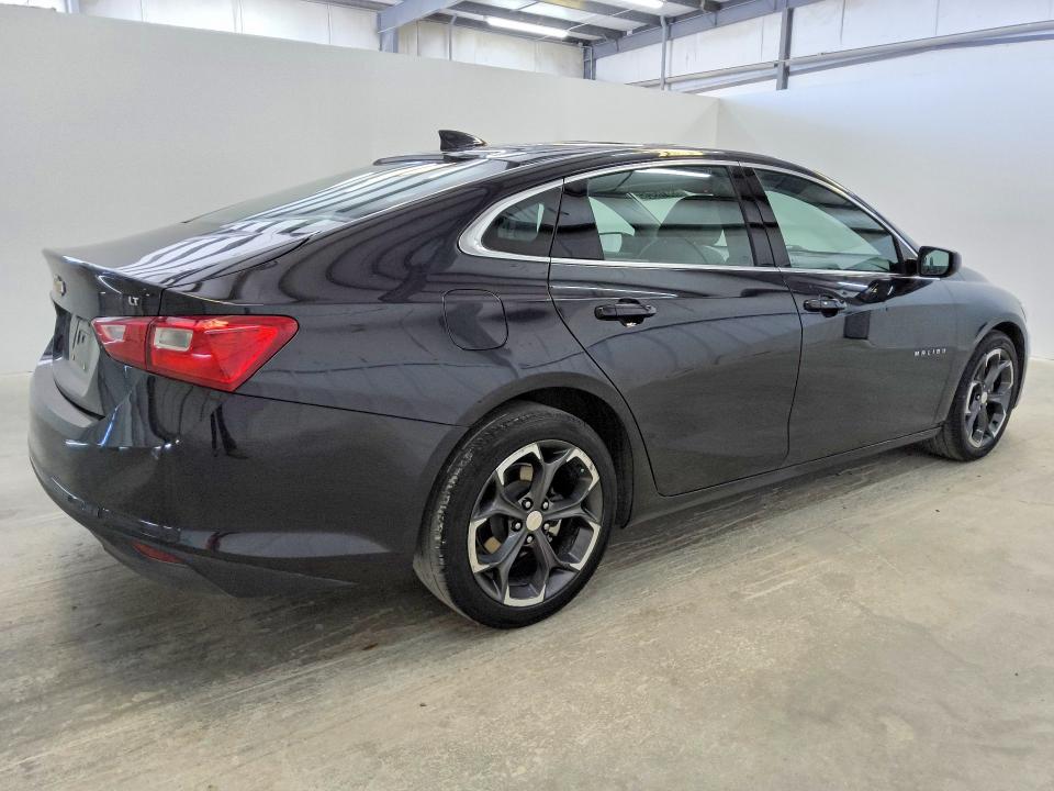 Photo 3 from auction – 2023 CHEVROLET MALIBU with VIN 1G1ZD5ST6PF231176
