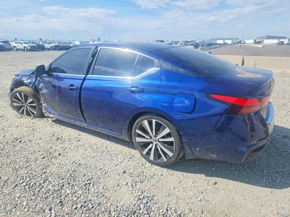 Photo 2 from auction – 2020 NISSAN ALTIMA with VIN 1N4BL4CV3LC124464