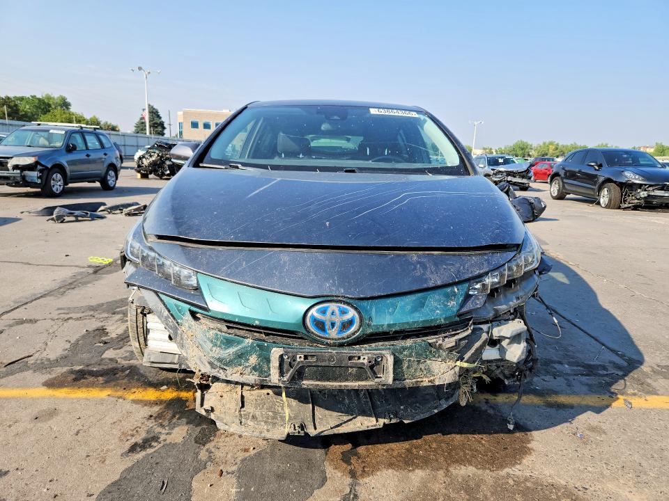 Photo 5 from auction – 2017 TOYOTA PRIUS PRIME with VIN JTDKARFP3H3021286