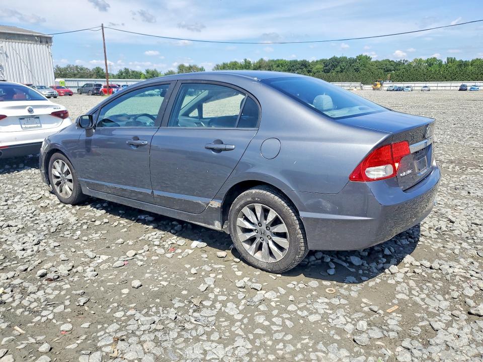 Photo 2 from auction – 2010 HONDA CIVIC with VIN 19XFA1F8XAE031646
