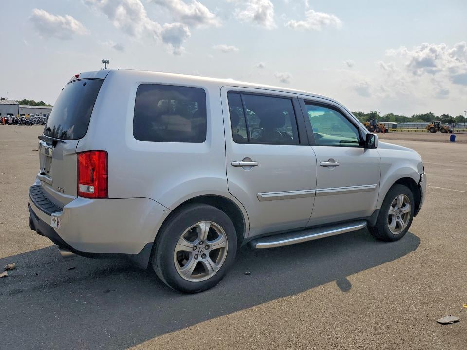 Photo 3 from auction – 2014 HONDA PILOT with VIN 5FNYF4H42EB016077
