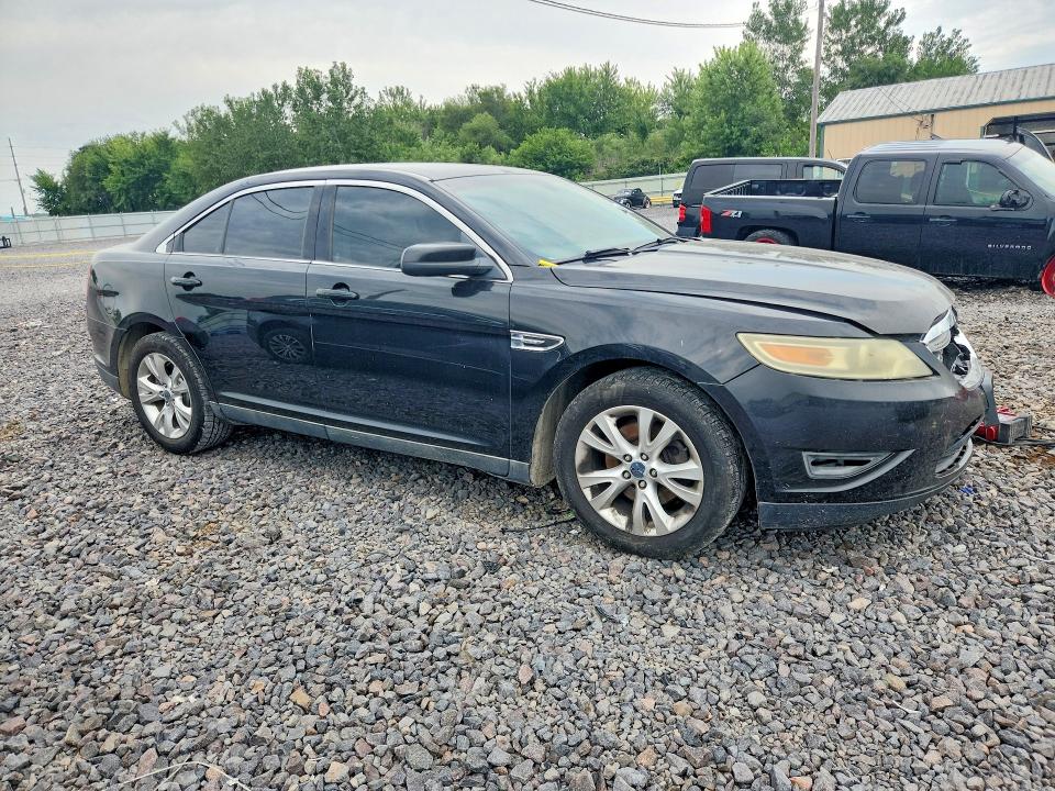 Photo 4 from auction – 2010 FORD TAURUS with VIN 1FAHP2EW4AG170142
