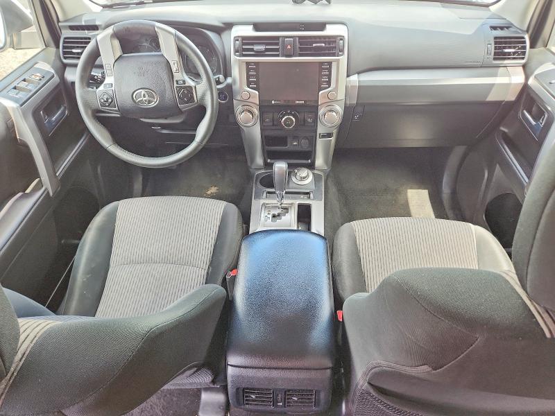 Photo 8 from auction – 2022 TOYOTA 4RUNNER with VIN JTEMU5JR9N6050413