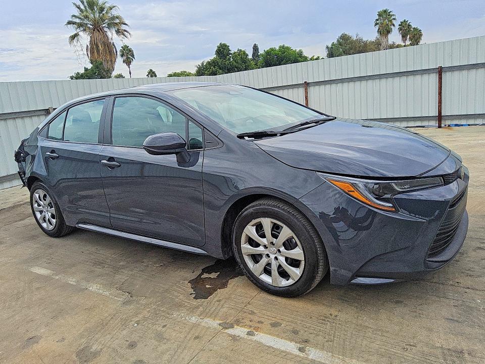 Photo 4 from auction – 2026 TOYOTA COROLLA with VIN 5YFB4MDE4TP391724