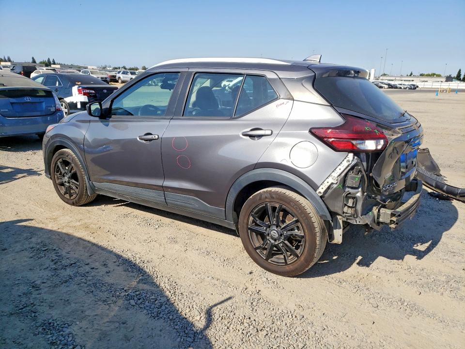 Photo 2 from auction – 2022 NISSAN KICKS with VIN 3N1CP5CV4NL530465