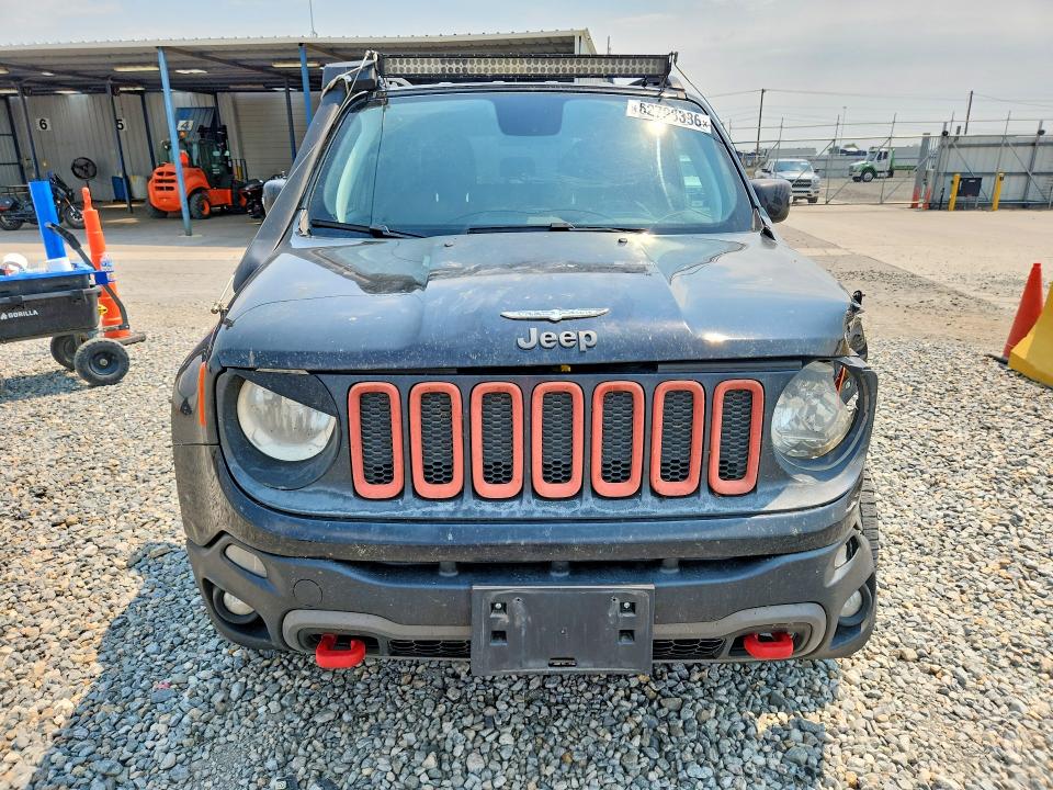 Photo 5 from auction – 2018 JEEP RENEGADE with VIN ZACCJBCB5JPH10977