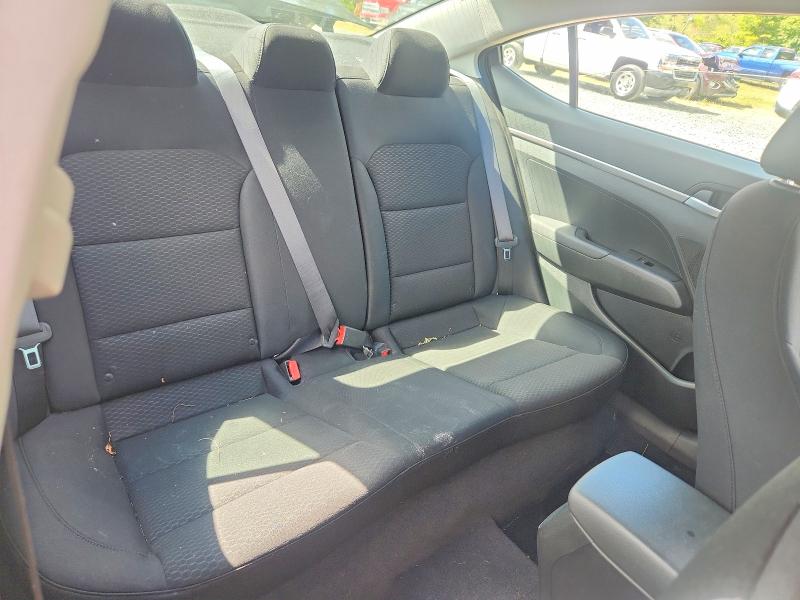 Photo 10 from auction – 2019 HYUNDAI ELANTRA with VIN 5NPD74LF3KH433435