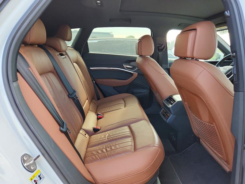 Photo 10 from auction – 2021 AUDI E-TRON with VIN WA1AAAGE5MB032441
