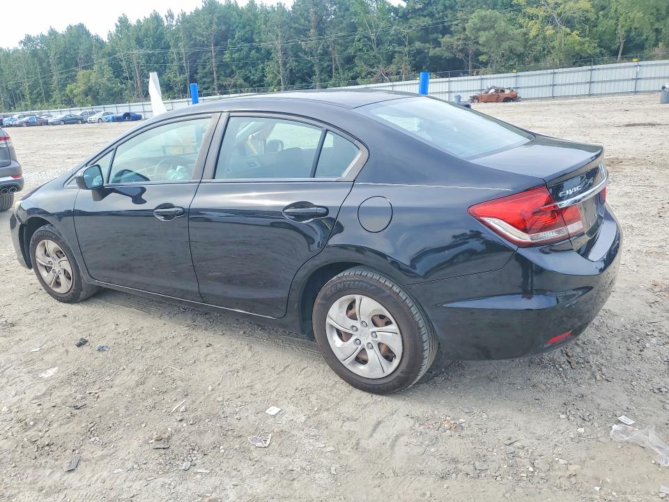 Photo 2 from auction – 2015 HONDA CIVIC with VIN 19XFB2F5XFE004530