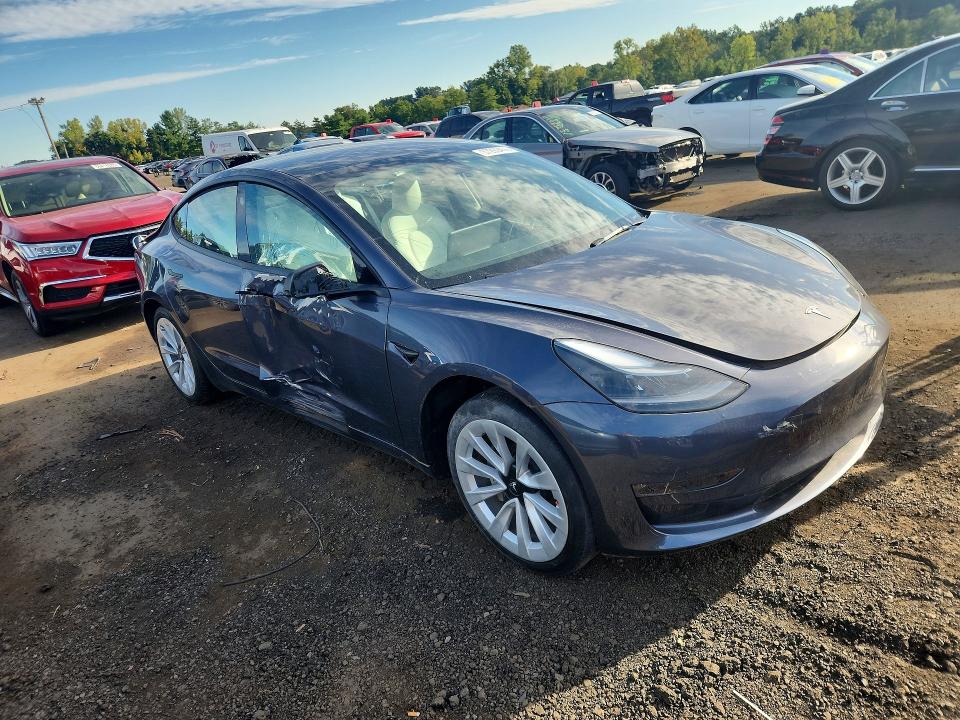 Photo 4 from auction – 2023 TESLA MODEL 3 with VIN 5YJ3E1EBXPF660900