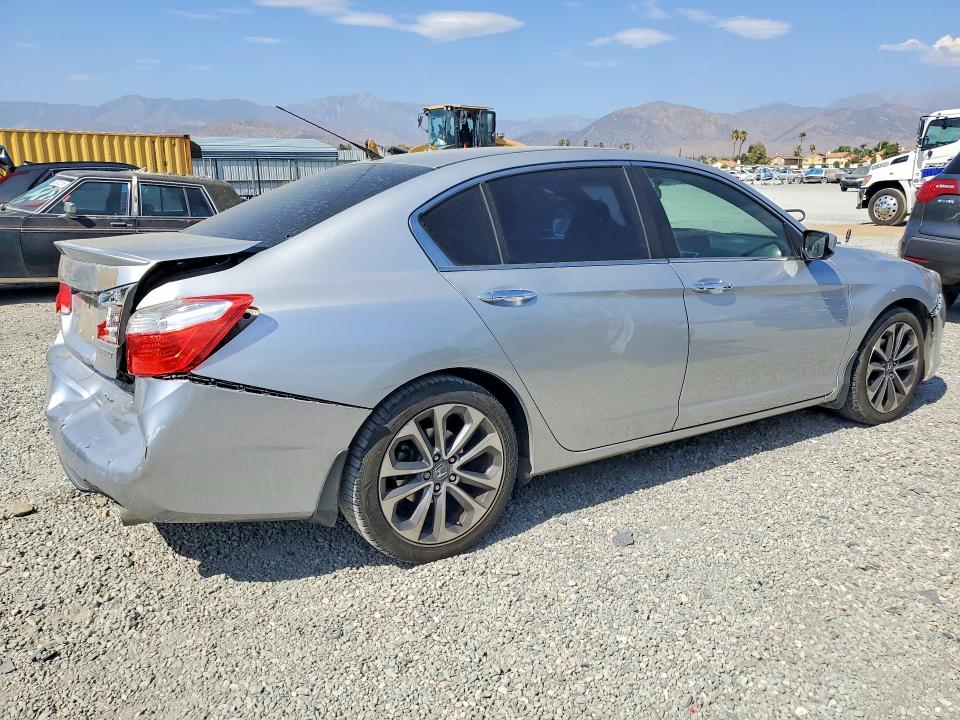 Photo 3 from auction – 2013 HONDA ACCORD with VIN 1HGCR2F58DA183991
