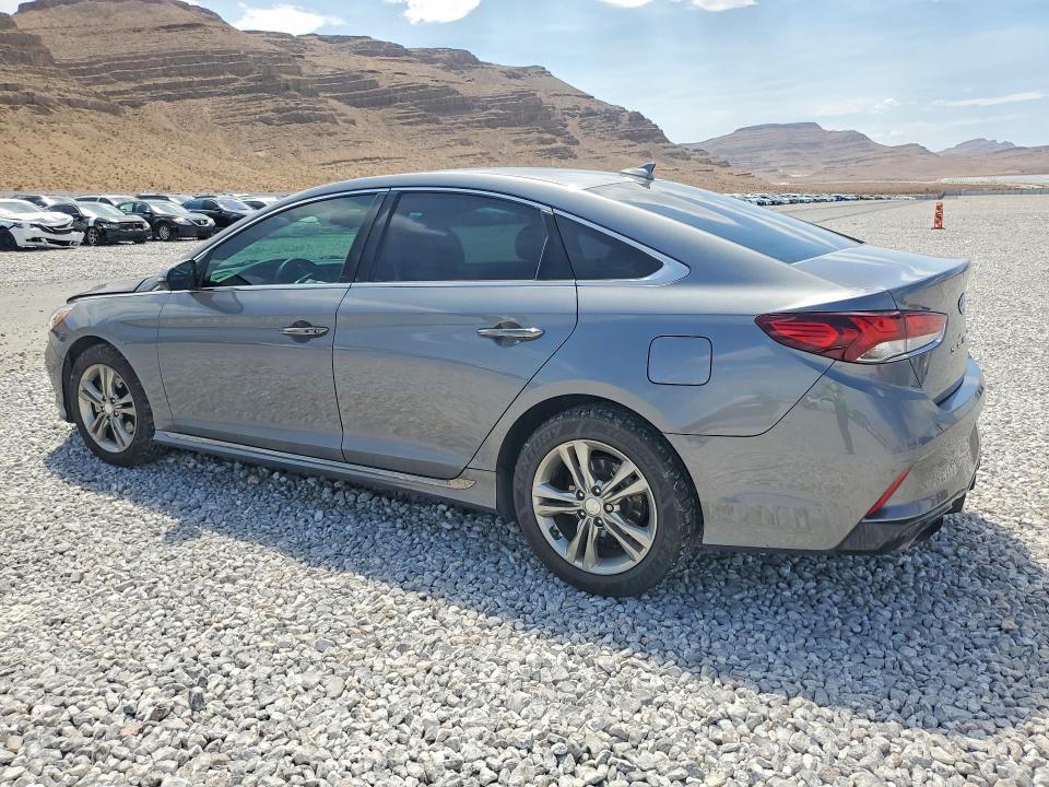 Photo 2 from auction – 2018 HYUNDAI SONATA with VIN 5NPE34AF2JH706575