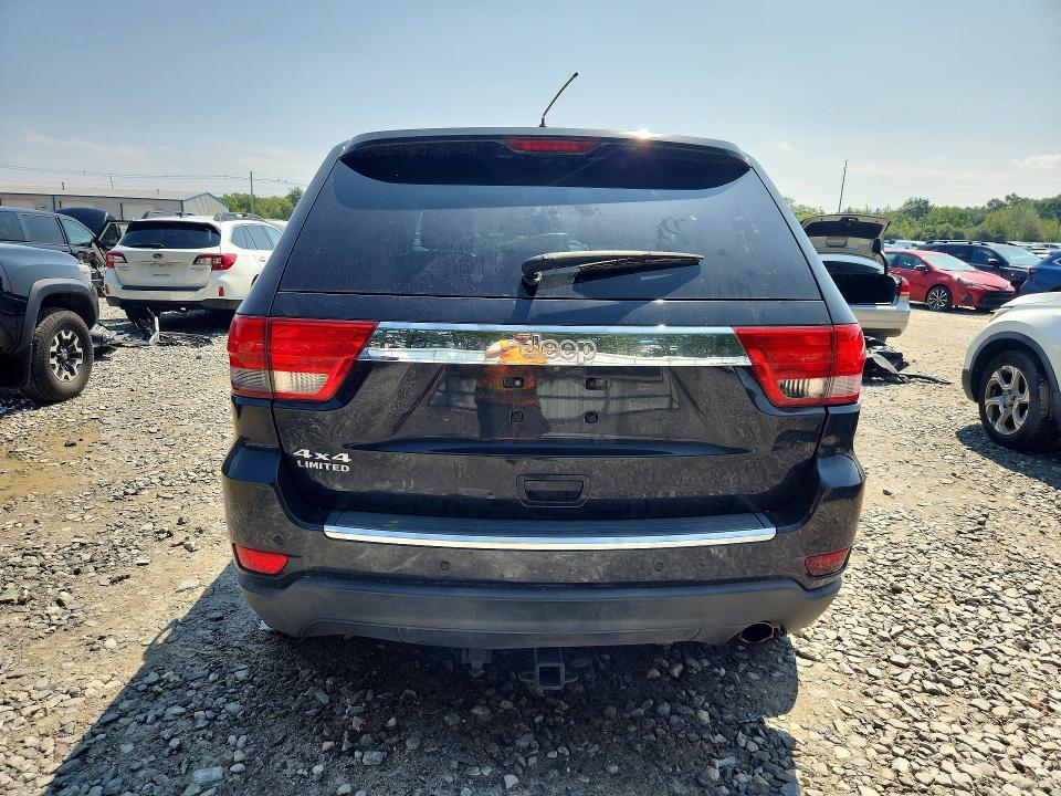 Photo 6 from auction – 2011 JEEP GRAND CHEROKEE with VIN 1J4RR5GG4BC612923