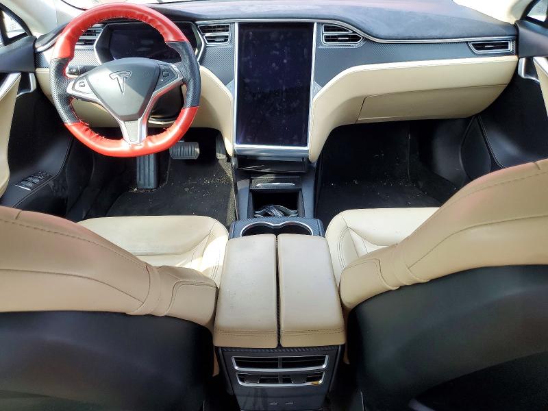 Foto 8 de la subasta – 2016 TESLA MODEL S con VIN 5YJSA1E23GF168300