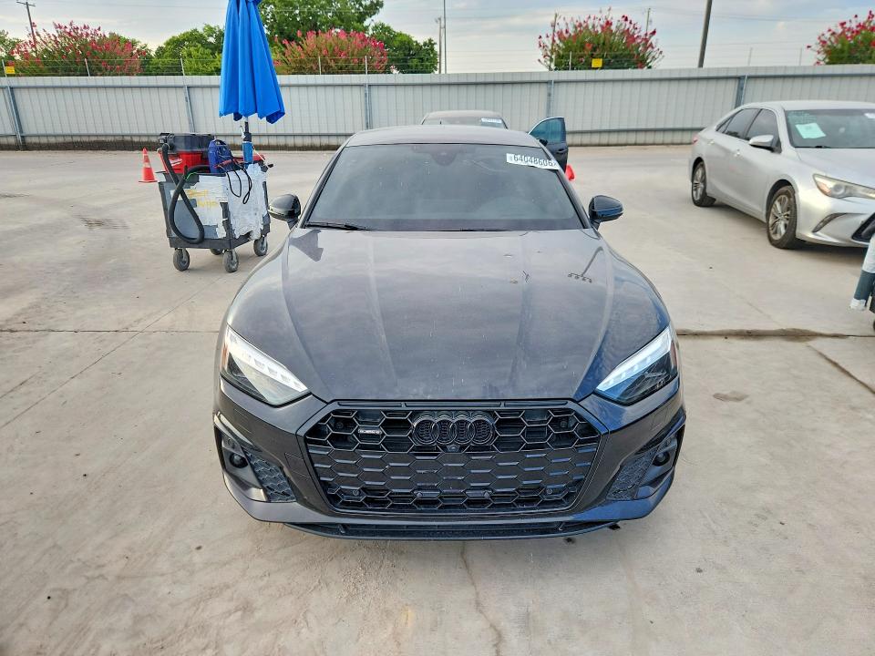 Photo 5 from auction – 2021 AUDI A5 with VIN WAUEACF59MA004553