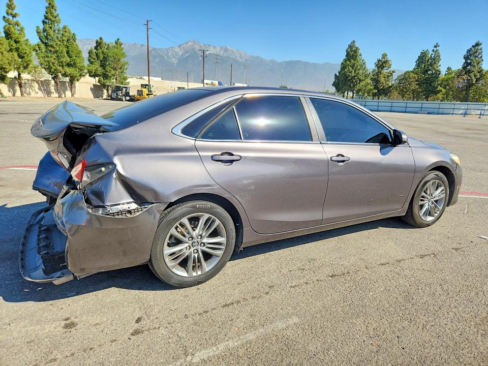 Photo 3 from auction – 2015 TOYOTA CAMRY with VIN 4T1BF1FK6FU030221