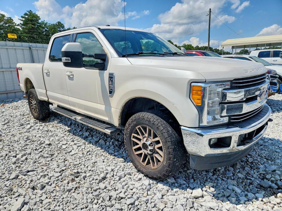 Photo 4 from auction – 2017 FORD F250 with VIN 1FT7W2B6XHEE98586