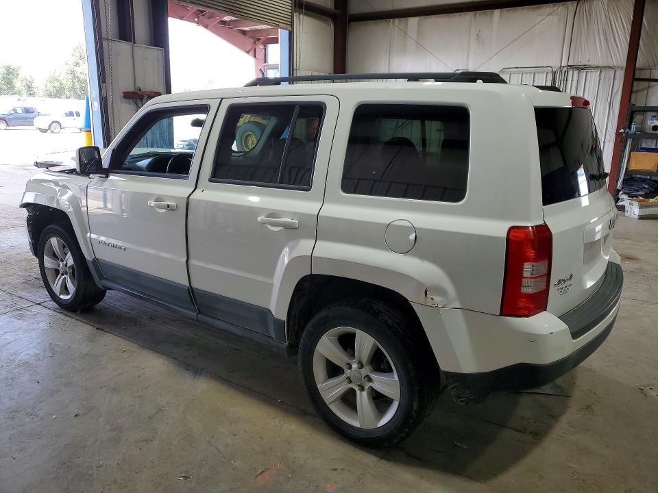 Photo 2 from auction – 2011 JEEP PATRIOT with VIN 1J4NF1GB8BD257673