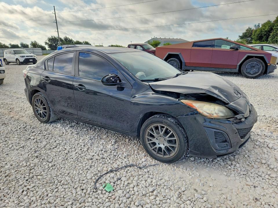 Photo 4 from auction – 2011 MAZDA 3 with VIN JM1BL1UF9B1418719