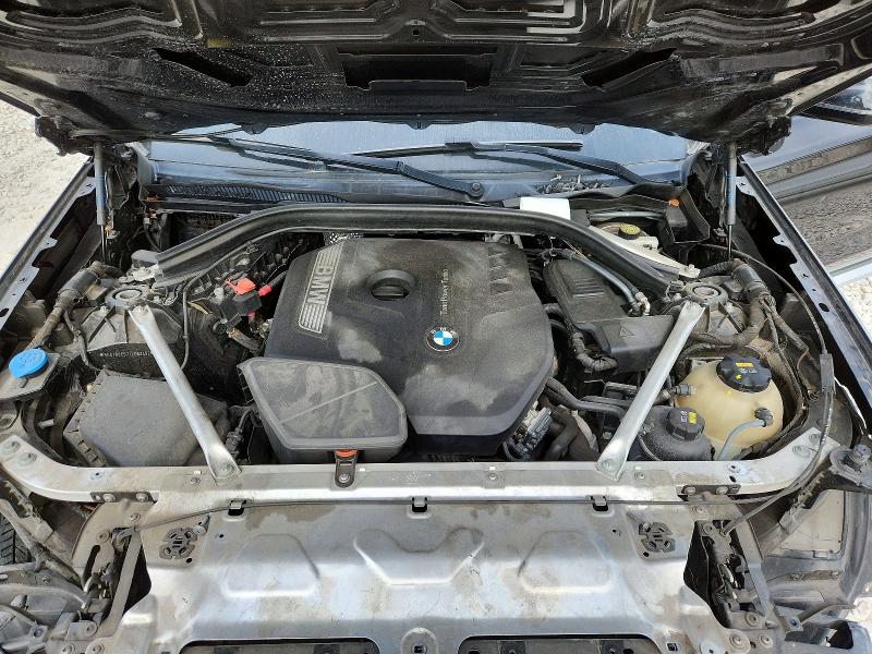 Photo 11 from auction – 2018 BMW X3 with VIN 5UXTR9C57JLD63492