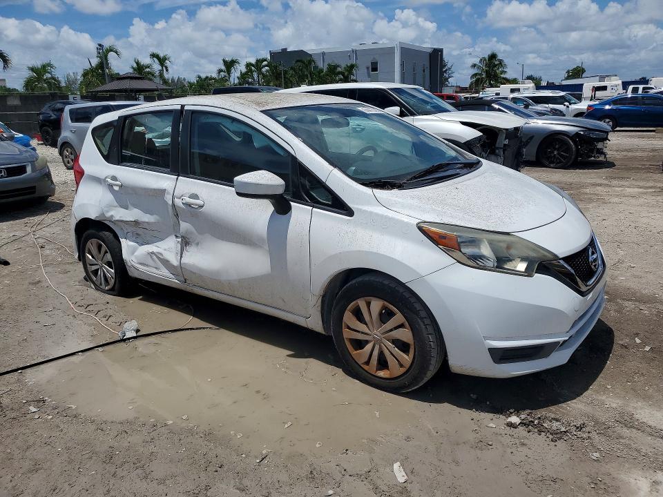 Photo 4 from auction – 2019 NISSAN VERSA NOTE with VIN 3N1CE2CP6KL360014