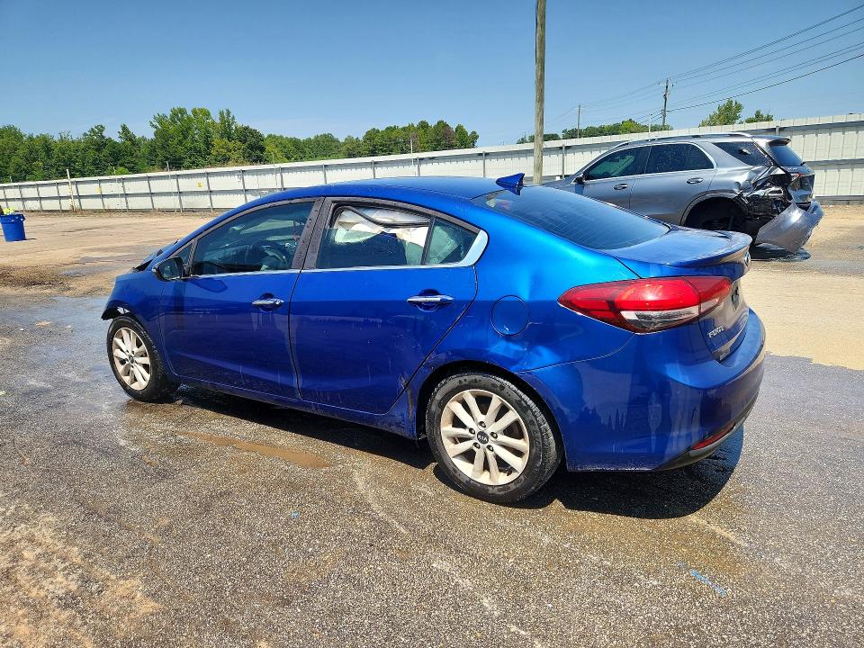 Photo 2 from auction – 2017 KIA FORTE with VIN 3KPFL4A78HE128459