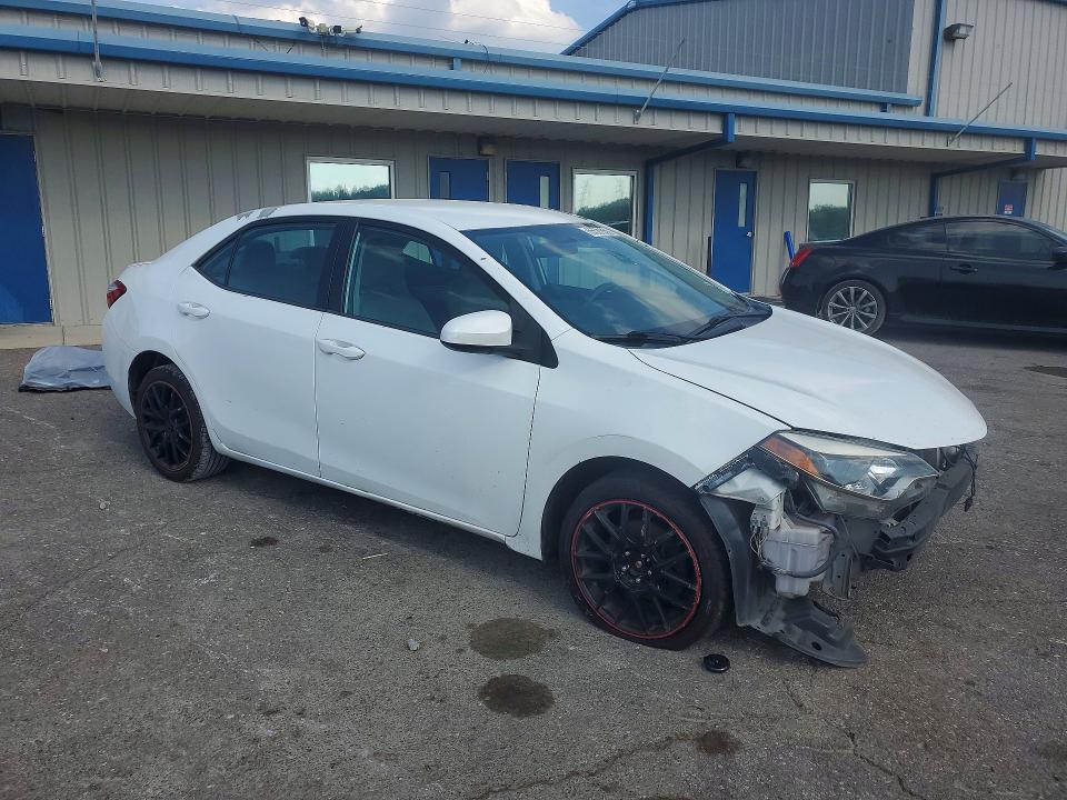 Photo 4 from auction – 2015 TOYOTA COROLLA with VIN 5YFBURHE8FP199511