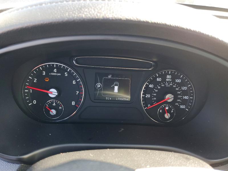 Photo 9 from auction – 2016 KIA SORENTO with VIN 5XYPG4A5XGG072498