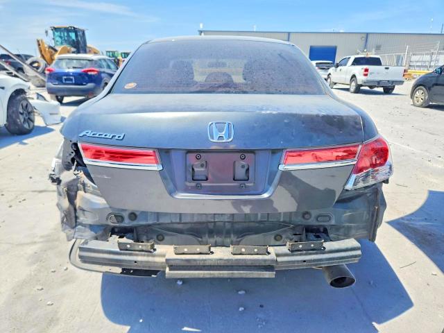 Photo 6 from auction – 2011 HONDA ACCORD with VIN 1HGCP2F37BA135562