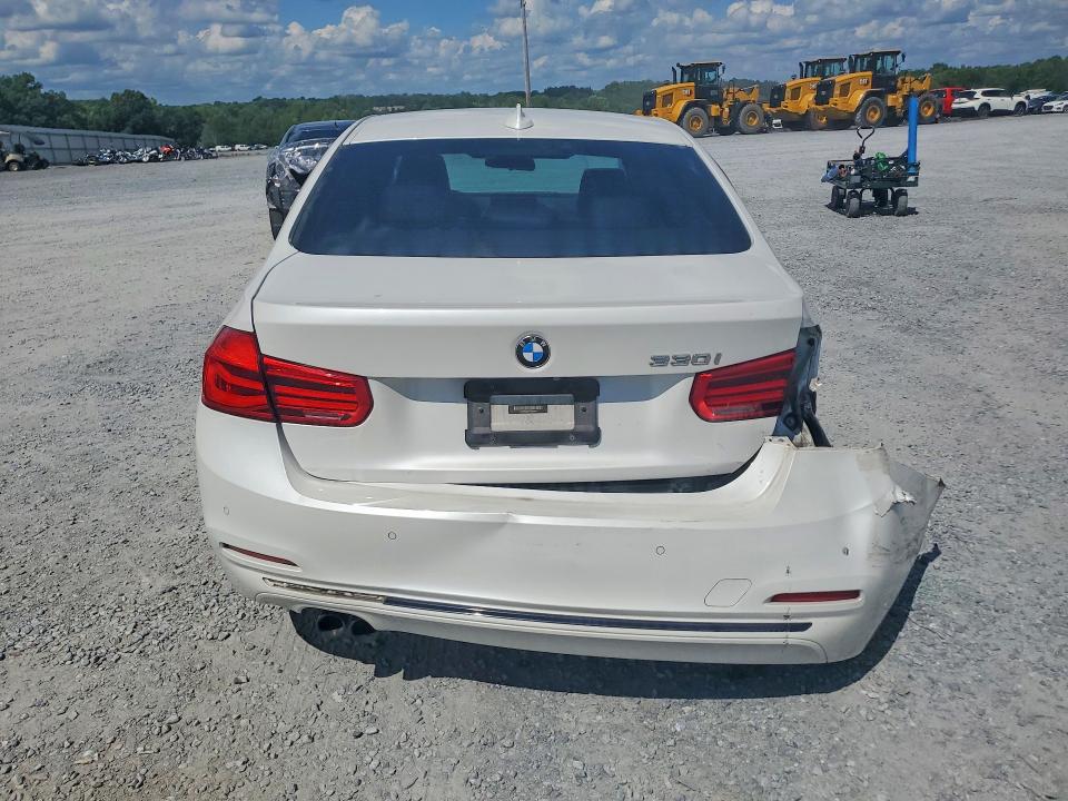 Photo 6 from auction – 2018 BMW 330 with VIN WBA8B9C51JEE80823