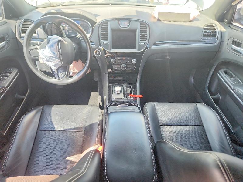 Foto 8 de la subasta – 2022 CHRYSLER 300 con VIN 2C3CCABGXNH127270