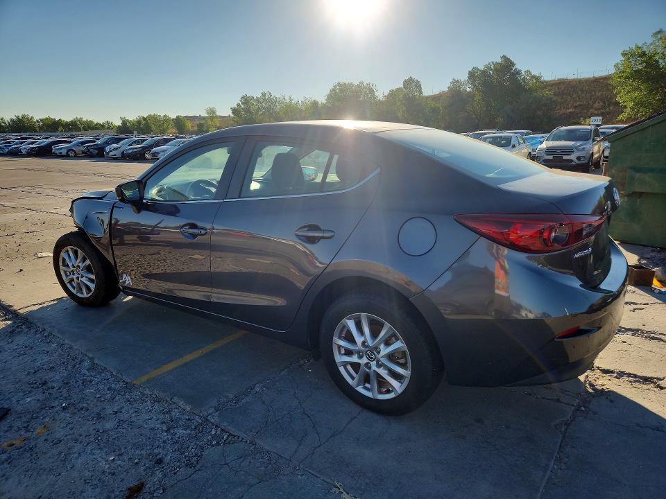Photo 2 from auction – 2018 MAZDA 3 with VIN 3MZBN1U7XJM185242