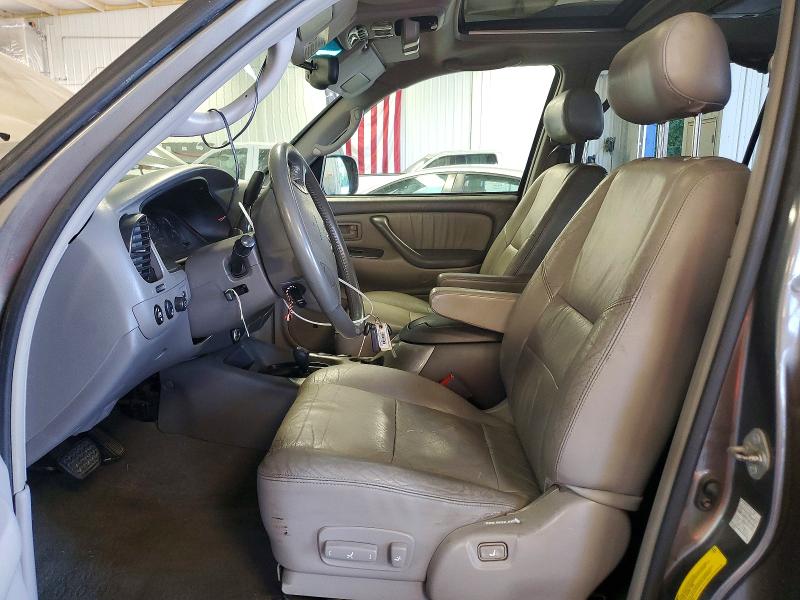 Фото 7 с аукциона – 2004 TOYOTA SEQUOIA с VIN 5TDBT48A74S232845